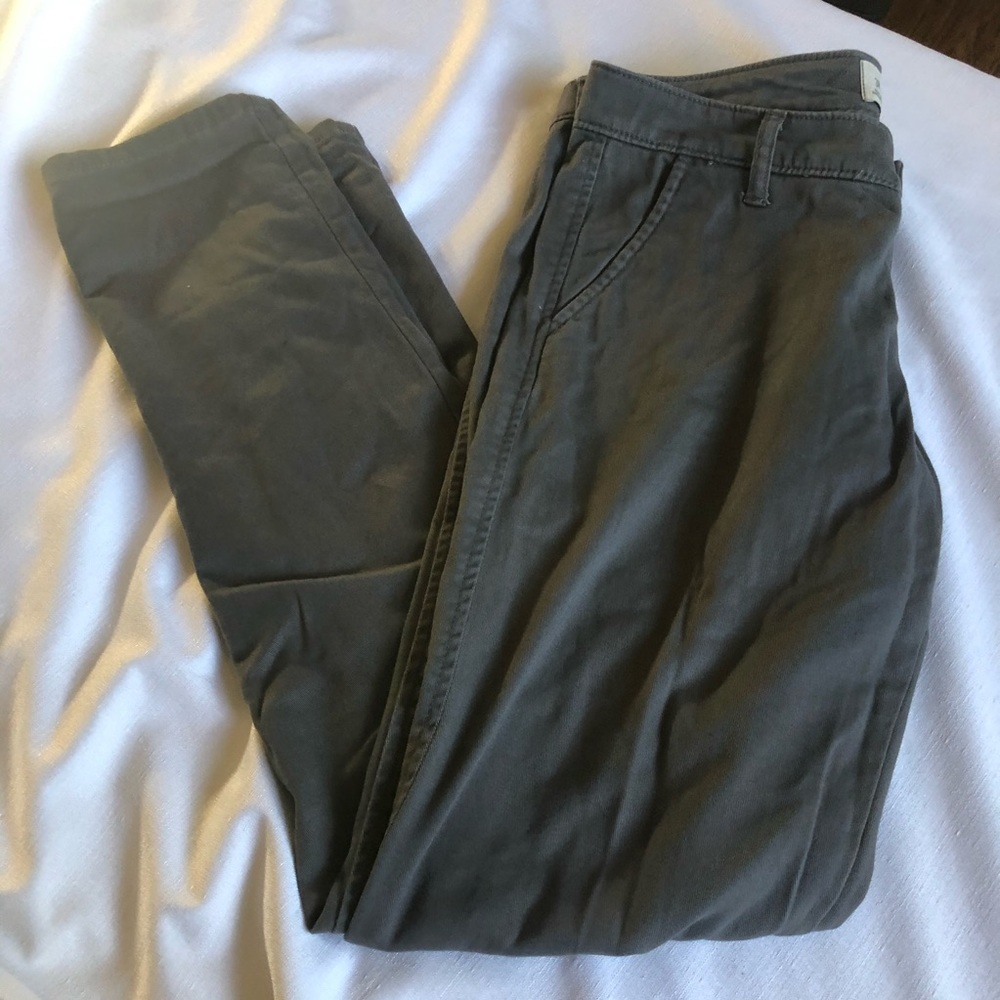 ❗️ Hollister Chino Pants W26 L31